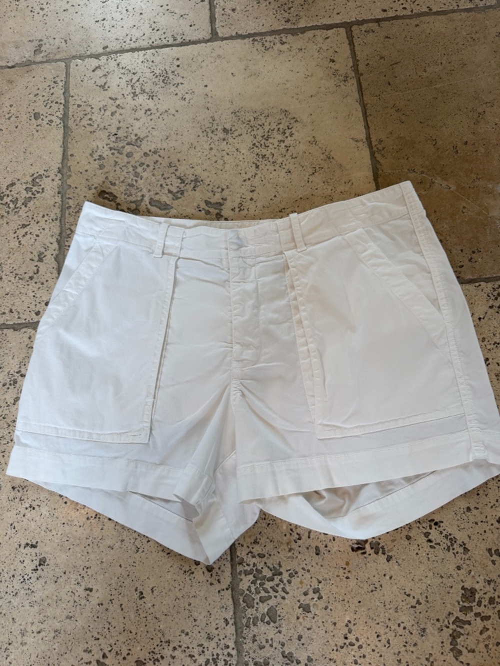 Nili Lotan Utlity Shorts white pockets sz 8